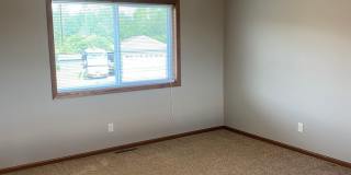 2 Bedroom Townhome in Boulder Ridge! Gallery 3