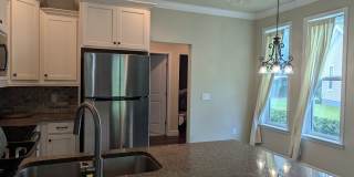 Townsend - 3 Bed 3 Bath Townhome Gallery 5