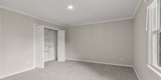 1011 Heritage Lane Gallery 26