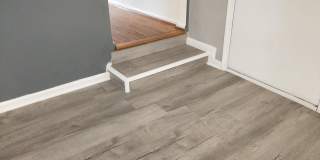 8523 ELECTRIC Avenue Gallery 10