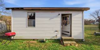 1210 Pansy Street Gallery 34