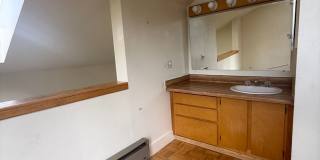 Airy two bedroom apartment in Railroad District | Available Now Gallery 12