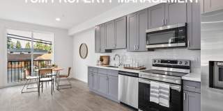 1719 N 185th St Gallery 9