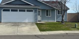 Beautiful 3 bedroom 2 bathroom home with new range, paint and carpet available soon! Gallery 1