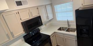 Single Story 2 Bedroom/ 1 Bath Chandler Home No HOA Gallery 7