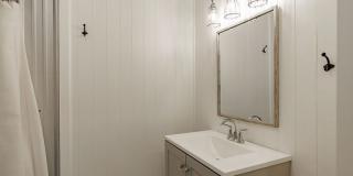 2084 Broad Street Gallery 13