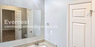 2001 Chicago Avenue Northwest Gallery 9