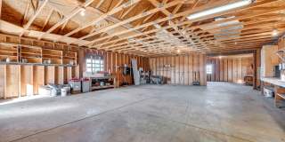 20 Acre Ranch with House, Barn, Separate Workshop, and 5-Car Garage Gallery 10