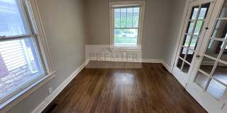 5618 Forest Ave Kansas City, MO 64110// 3 Bedroom Single Family Home// Move in Ready// Rent: $1300 Deposit: $1300 Gallery 7