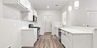 10912 Oak Hollow Drive Gallery 6