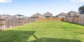 1642 Ranch House Gallery 32