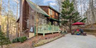 64 Poolside Court Gallery 1