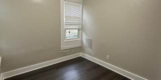 1124 Minnehaha Ave. E, 1 Gallery 4