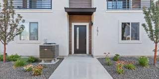 BRAND NEW 3 bed 3.5 bath townhouse Gallery 3