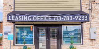 Tiffany II Gallery 15