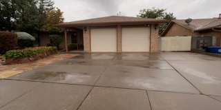 3 Bedroom, 2 Bathroom Home! Schedule a Showing! Gallery 1
