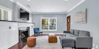 1906 Veteran Avenue Gallery 3