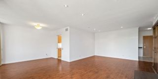 4915 Tyrone Ave Gallery 4