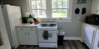 Beautiful 3 Bedroom 2 bath home Gallery 9