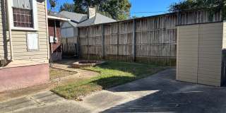 RHODES AREA 4 Bedroom /2.5 Bath House! Gorgeous New Floors Gallery 21