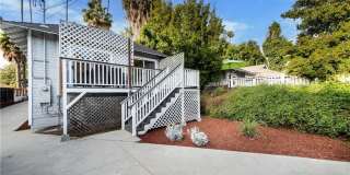 6008 Carlton Way Gallery 26