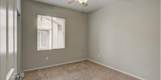 Fantastic 2 Bedroom Townhome minutes away to Camp Pendleton Gallery 14