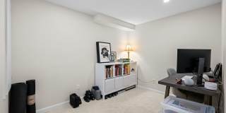 Gorgeous home in Englewood! Gallery 27