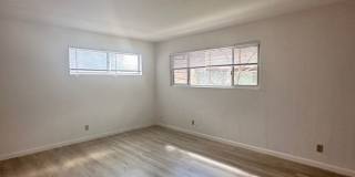 Unit with updated flooring! Gallery 19