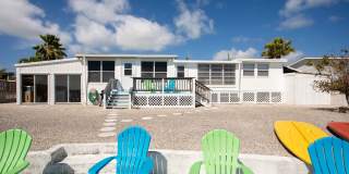 3 Bedroom 2 Bathroom on the water Gallery 1