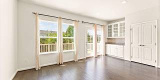 41715 MCMONAGLE Square Gallery 20