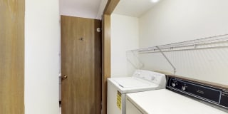 Westchester Square Gallery 31