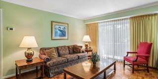 FURNISHED 3BR Bethesda Condo - ALL UTILITIES INCLUDED! - READY NOW!! Gallery 1
