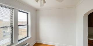 2542-46 W Summerdale Gallery 18