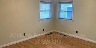 2322 E Langston Gallery 11