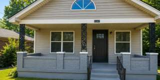 1587 Carpenter Street Gallery 1