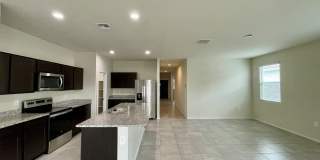 18563 W Desert Hollow Dr 18563 W Desert Hollow Dr Gallery 1