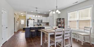 207 Balboa Parkway Gallery 21