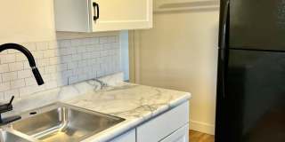New Listing! 3 bedroom House! Gallery 27