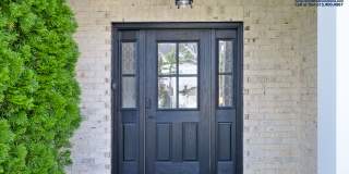 Gorgeous, Luxury 3 bd home with bonus room and screened-in patio! Triple Siegel Schools! Gallery 6
