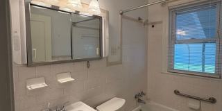 2 Bed 1 Bath Home Gallery 9