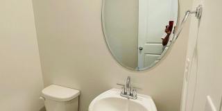 Room in 4 Bedroom Townhome at Arbor Loop Dr Gallery 21