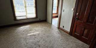 829 S. Plymouth Ave. Gallery 13