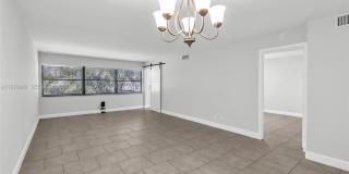 3014 SW 21st Ter Gallery 17