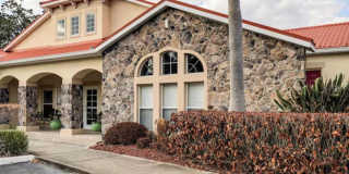 2704 CLUB CORTILE CIRCLE Gallery 1