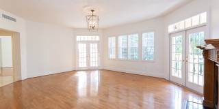 147 S Interlachen Ave Gallery 8