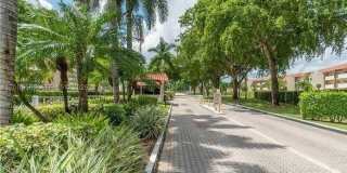 9820 S Hollybrook Lake Dr Gallery 36