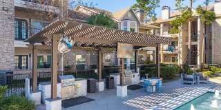 Town Center Crossing Gallery 14