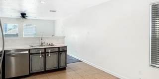 1217 Caroline Drive Gallery 4