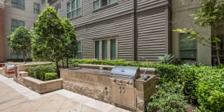 Windsor at West University Gallery 24