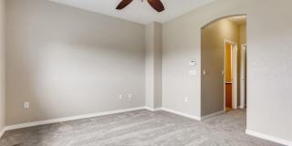 Stonegate Townhouse w/ 3 br/3 1/2 baths!! Gallery 12